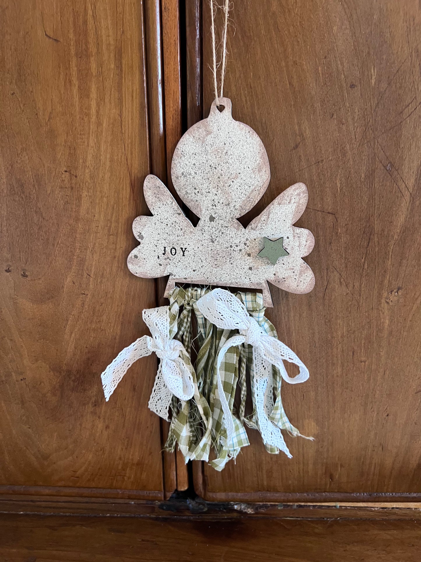 Angel Tassel