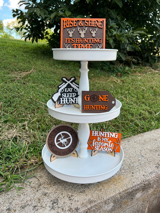 Gone Hunting Tiered Tray Decor