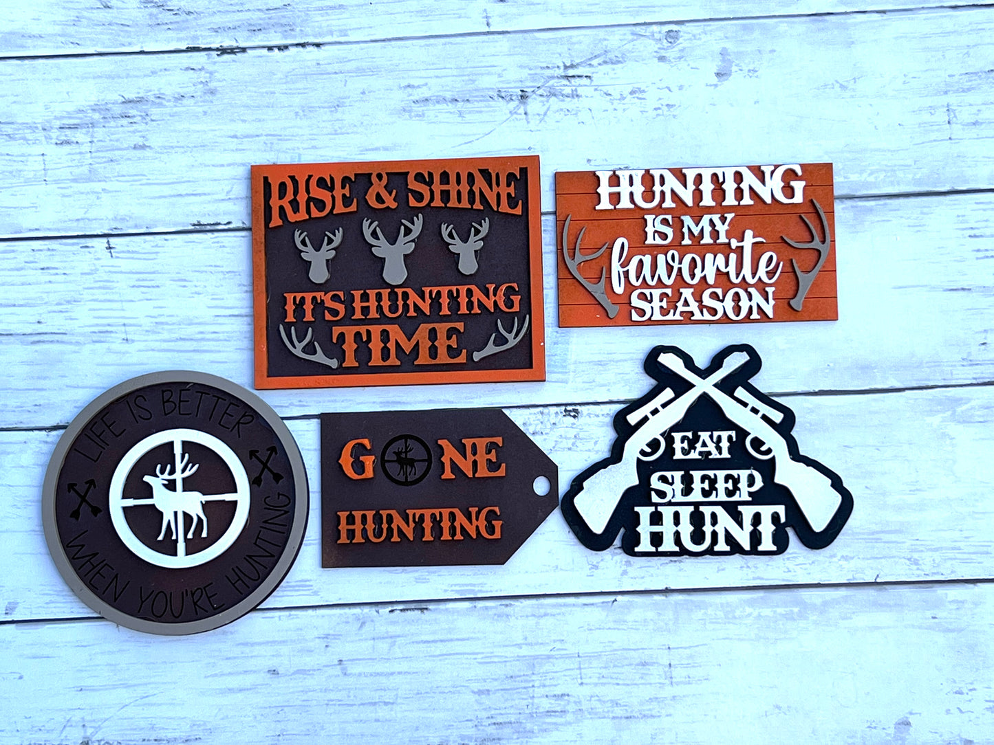 Gone Hunting Tiered Tray Decor